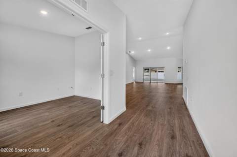 531 Balcom Terrace, Palm Bay FL - photo 14 of 59