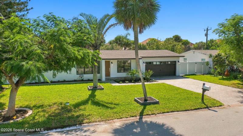 3 bedroom Single Family Residence at 356 W Exeter Street, Sea Park Homes, Satellite Beach — photo 4