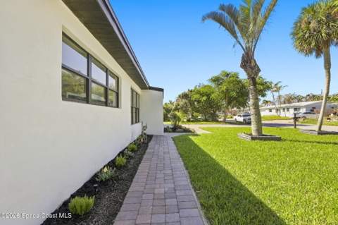 356 W Exeter Street, Satellite Beach FL - photo 9 of 51
