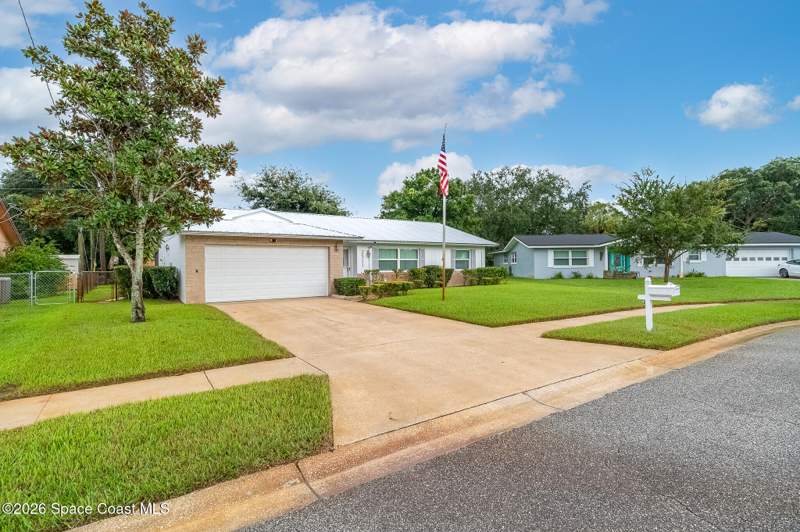 3 bedroom Single Family Residence at 3511 Cumberlin Court, Oakdale Sec 2, Titusville — photo 3