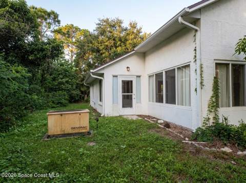 528 Awin Circle, Palm Bay FL - photo 20 of 23