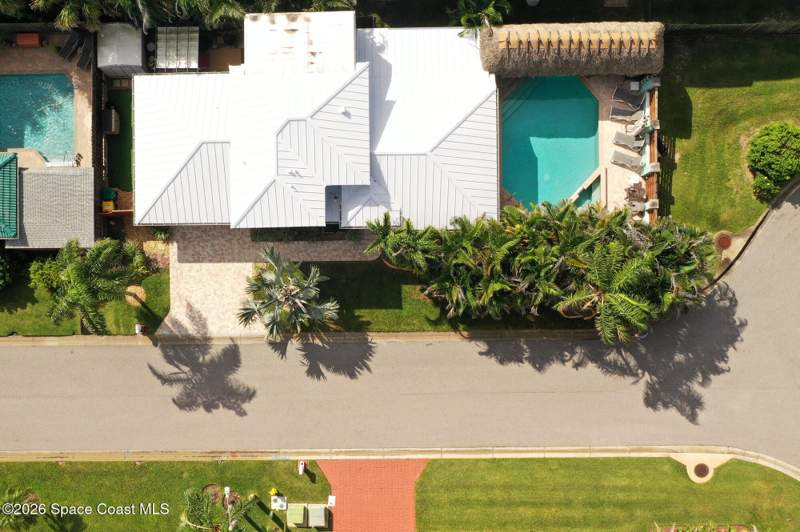 3 bedroom Single Family Residence at 185 Sandy Shoes Drive, Claytons Subd No 1, Melbourne Beach — photo 4