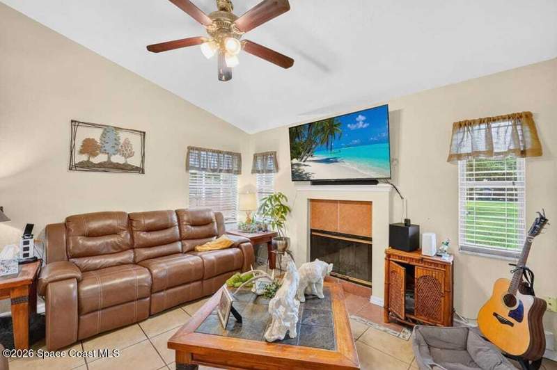 3 bedroom Single Family Residence at 3305 Atlanta Street, Canaveral Groves Subd, Cocoa — photo 4