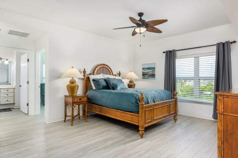 105 Pulsipher Avenue #Unit 300, Cocoa Beach FL - photo 11 of 32
