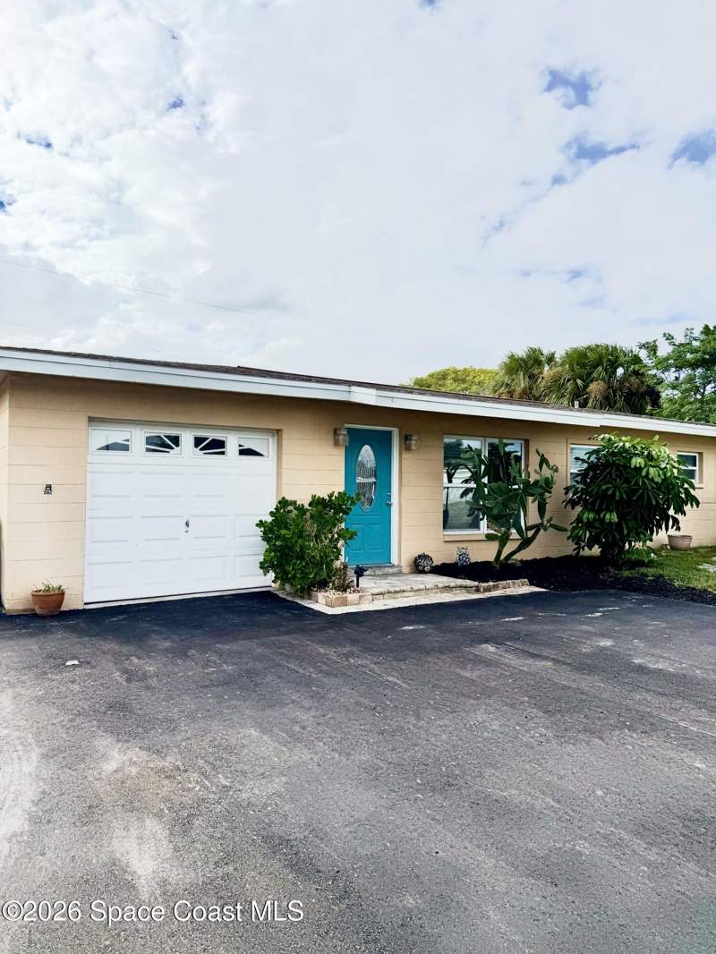3 bedroom Single Family Residence at 20 Ocean Street, Merritt Ridge Subd, Merritt Island — photo 2