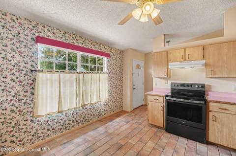 1685 Hawksbill Street, Palm Bay FL - photo 13 of 30