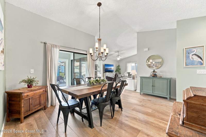3 bedroom Single Family Residence at 409 Maple Bluff Circle, Country Walk at Suntree Stage 8 Tract 64 Pud, Melbourne — photo 5