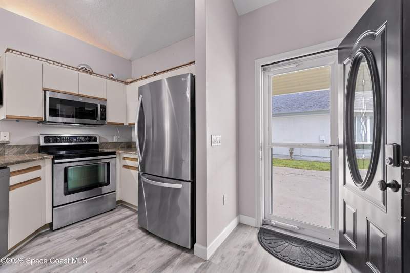 2 bedroom Single Family Residence at 445 Plantation Drive, The Great Outdoors Premier RV/Golf Resort Viii, Titusville — photo 4