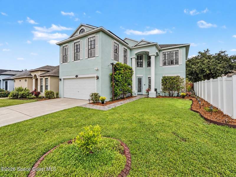 5 bedroom Single Family Residence at 542 Marian Court, Sterling Forest, Titusville — photo 2