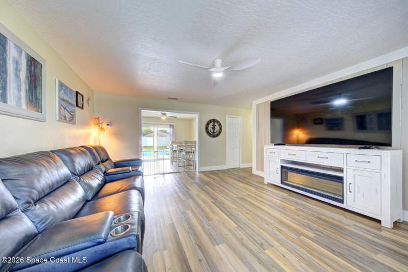 3 bedroom Single Family Residence at 746 Lynbrook Street, Port Malabar Unit 48, Palm Bay — photo 4