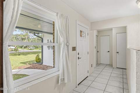 6597 Norman Drive, Melbourne Village FL - photo 6 of 60