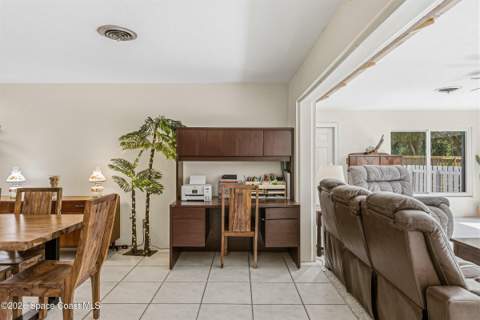 6597 Norman Drive, Melbourne Village FL - photo 9 of 60
