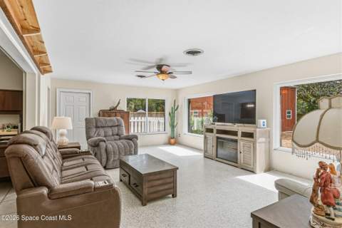 6597 Norman Drive, Melbourne Village FL - photo 12 of 60