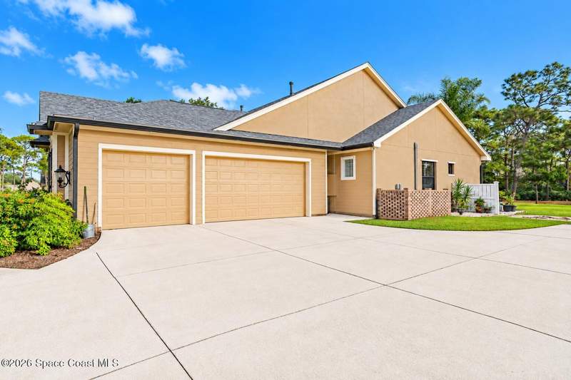 4 bedroom Single Family Residence at 3935 Turkey Point Drive, Windover Farms of Melbourne Pud Phase 1, Melbourne — photo 4