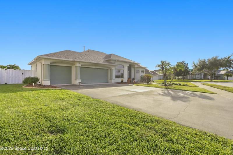 4 bedroom Single Family Residence at 1275 Starling Way, Herons Landing-Phase 2 Unit 7 Viera N Pud, Rockledge — photo 3