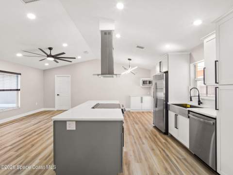 366 Fernandina Street, Palm Bay FL - photo 9 of 31