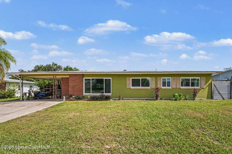 3 bedroom Single Family Residence at 2731 Pine Ridge Drive, Country Club Heights 1st Addn, Titusville — photo 3
