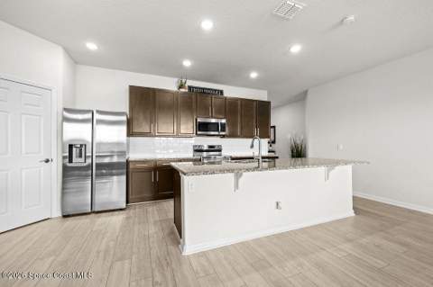 947 Corbin Circle, Palm Bay FL - photo 22 of 63