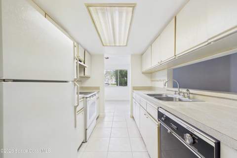 317 Seaport Boulevard #T114, Cape Canaveral FL - photo 15 of 60