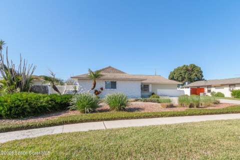1355 Johns Circle, Merritt Island FL - photo 7 of 58