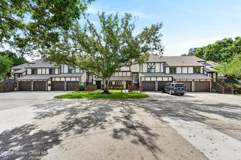 2 bedroom Condominium at 877 Greenwood Manor Circle #3-d, Greenwood Manor Condo No 1, West Melbourne — photo 4