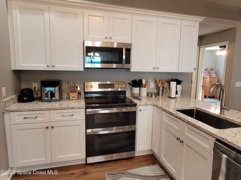 800 Sunset Lakes Drive, Merritt Island FL - photo 15 of 51
