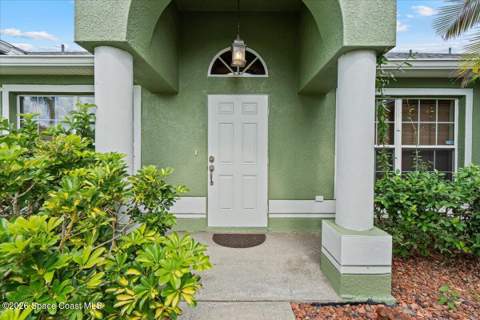 899 Sanford Street, Palm Bay FL - photo 6 of 73
