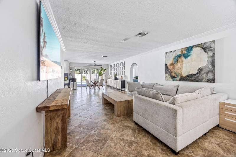 3 bedroom Single Family Residence at 104 W Alachua Lane, Cocoa Ocean Beach Subd, Cocoa Beach — photo 5