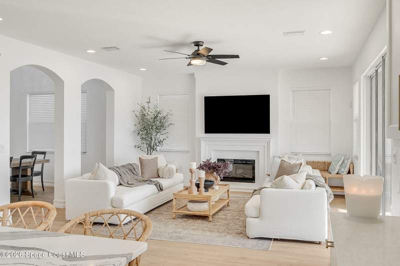 4 bedroom Single Family Residence at 8594 Catalissa Avenue, Sendero Cove & Sierra Cove At Addison Village Phase 4, Melbourne — photo 2