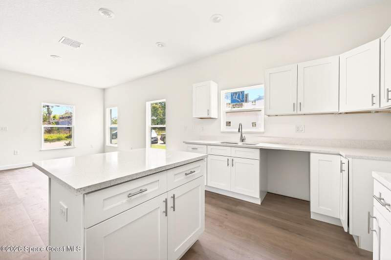 3 bedroom Single Family Residence at 702 Lucky Street, Read and Allens Subd, Titusville — photo 4