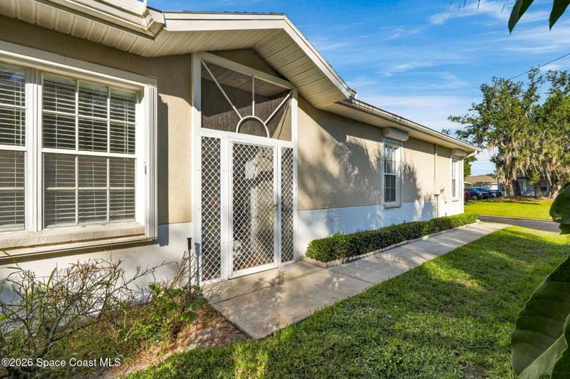 3 bedroom Single Family Residence at 1595 Derby Lane, Melbourne, Melbourne — photo 5