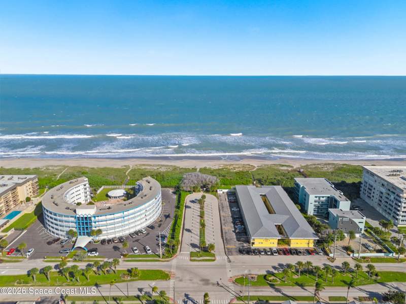 2 bedroom Condominium at 3799 S Banana River Boulevard #101, The Four Seasons Condo, Cocoa Beach — photo 5
