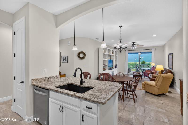 3 bedroom Single Family Residence at 7833 Loren Cove Drive, Loren Cove, Melbourne — photo 5