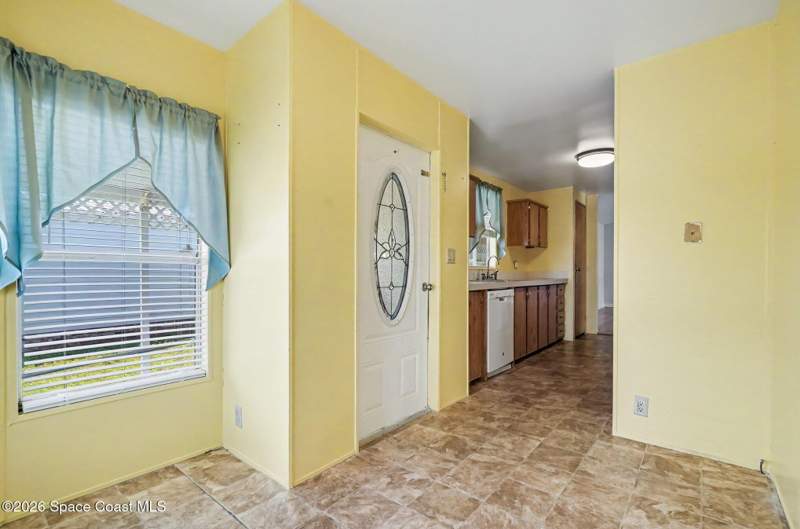 3 bedroom Mobile Home at 2344 Royal Palm Drive, Palm Bay Colony Sec 2, Palm Bay — photo 4