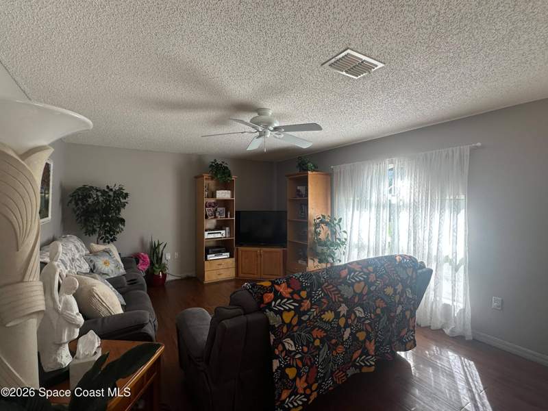 4 bedroom Single Family Residence at 2245 NE Spring Creek Circle, Sandy Pines Preserve Phase 3, Palm Bay — photo 5