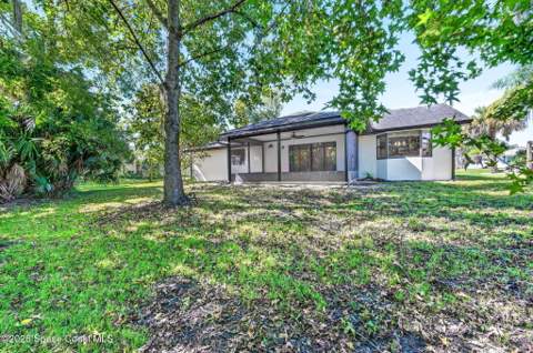 4435 Westlake Drive, Titusville FL - photo 19 of 38