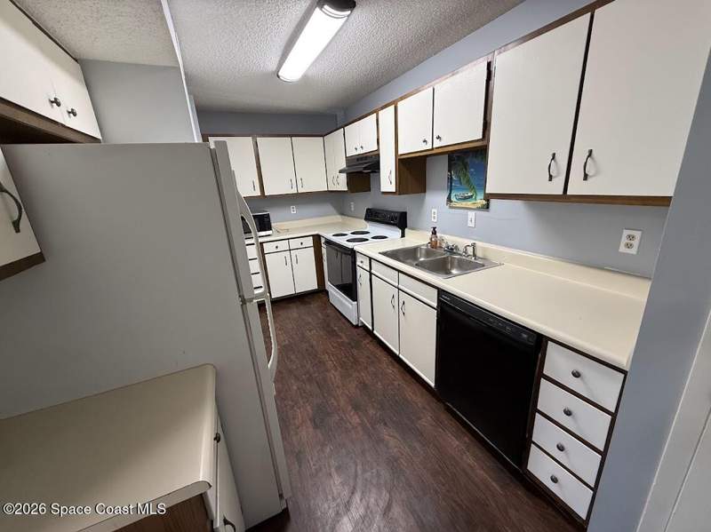 1 bedroom Single Family Residence at 3515 Sable Palm Lane #A, Villas at Lacita Condo, Titusville — photo 5