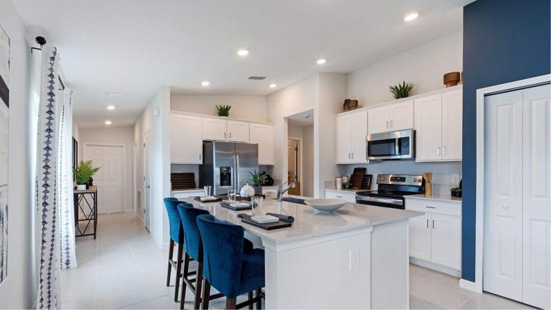 3 bedroom Single Family Residence at 2609 Croft Inlt Drive, Riverwood at Everlands, Palm Bay — photo 2