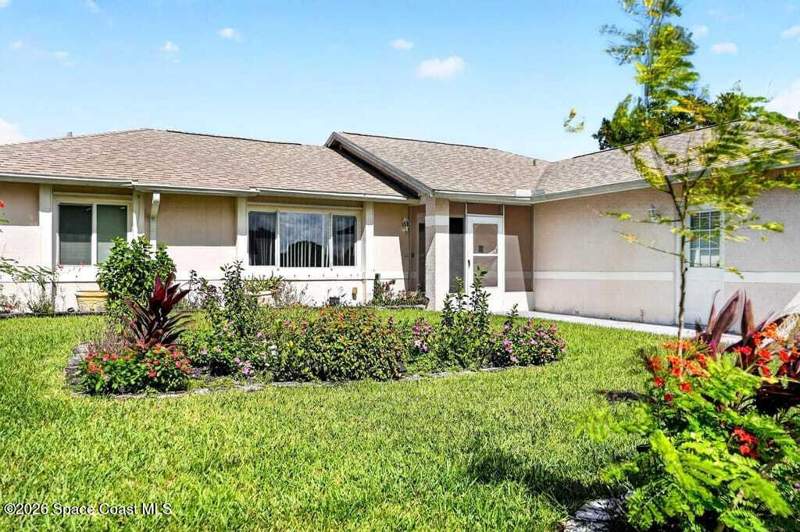 3 bedroom Single Family Residence at 1533 Wake Forest Road, Port Malabar Unit 44, Palm Bay — photo 4