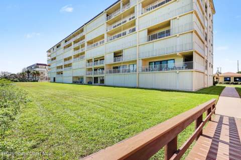 55 N 4th Street #103, Cocoa Beach FL - photo 7 of 53
