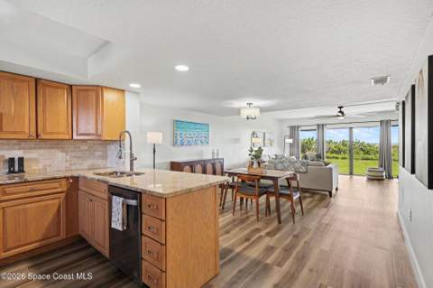 55 N 4th Street #103, Cocoa Beach FL - photo 20 of 53
