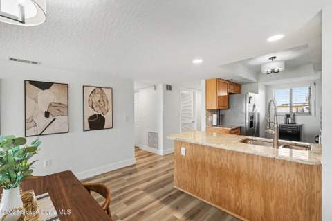 55 N 4th Street #103, Cocoa Beach FL - photo 22 of 53