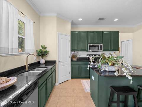 3995 Aria Drive, Melbourne FL - photo 10 of 36