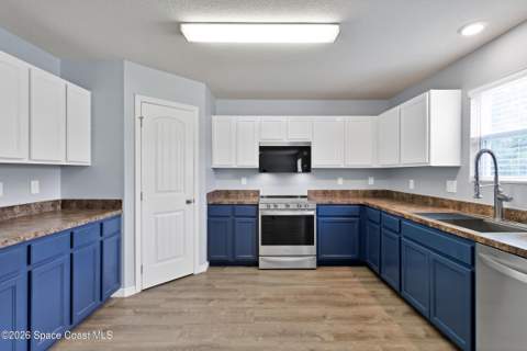 986 Aurelia Avenue, Palm Bay FL - photo 19 of 36