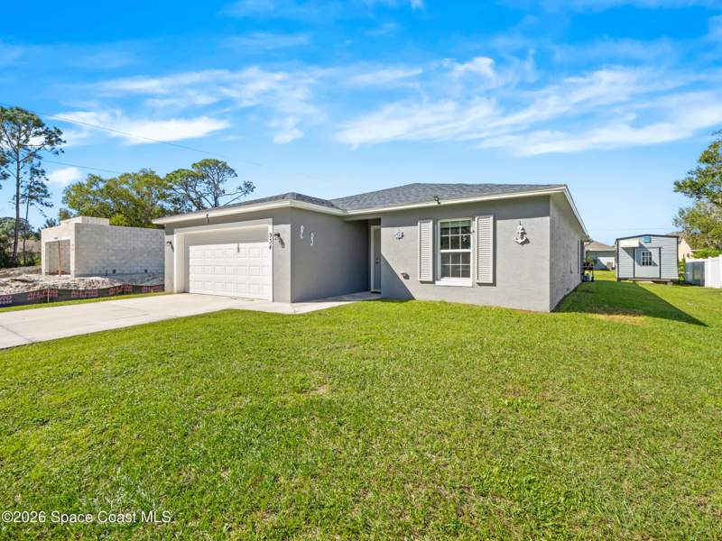 4 bedroom Single Family Residence at 934 Tacaro Avenue, Port Malabar Unit 15, Palm Bay — photo 3