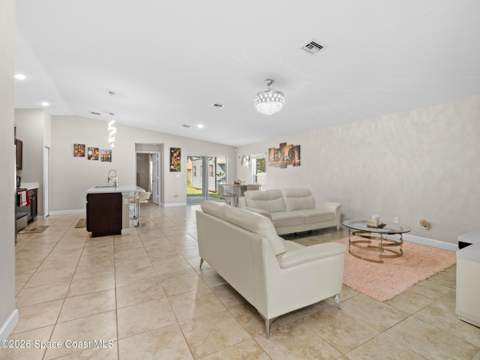 934 Tacaro Avenue, Palm Bay FL - photo 6 of 37