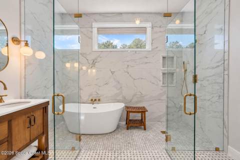 380 Lakeview Drive, Melbourne Beach FL - photo 24 of 51