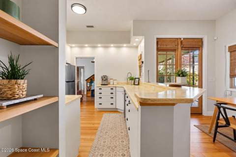 380 Lakeview Drive, Melbourne Beach FL - photo 16 of 51