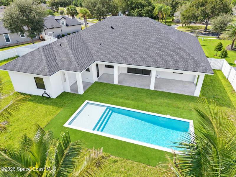 4 bedroom Single Family Residence at 2161 Windbrook Drive, Summerfield at Bayside Lakes Phase 3, Palm Bay — photo 4