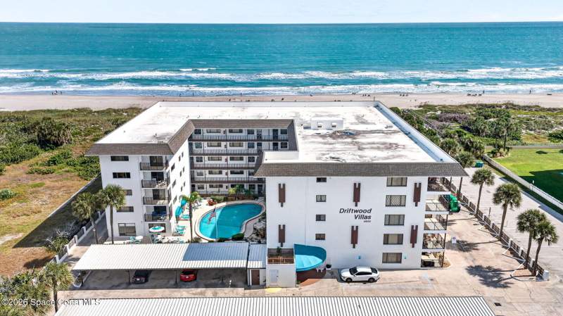 2 bedroom Condominium at 4600 Ocean Beach Boulevard #410, Driftwood Villas of Cocoa Beach Condo, Cocoa Beach — photo 5